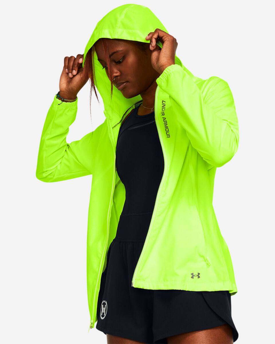  Giacca running UNDER ARMOUR OUTRUN THE STORM W S5641115|0731|LG scatto 2