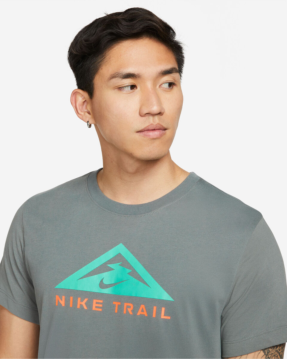  T-Shirt running NIKE DRI FIT TRAIL M S5320706 scatto 2