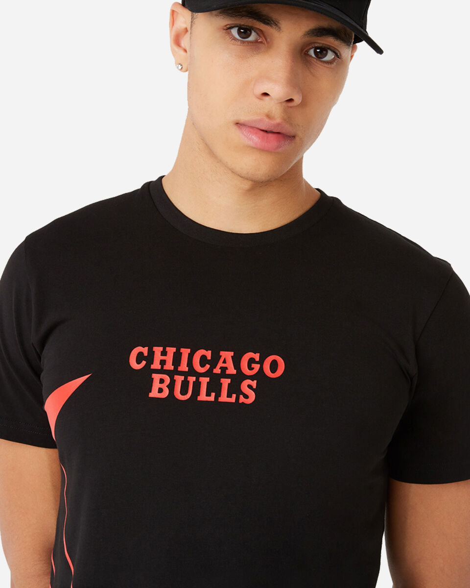  T-Shirt NEW ERA NBA ENLARGED LOGO LOS CHICAGO BULLS M S5340095|001|S scatto 3