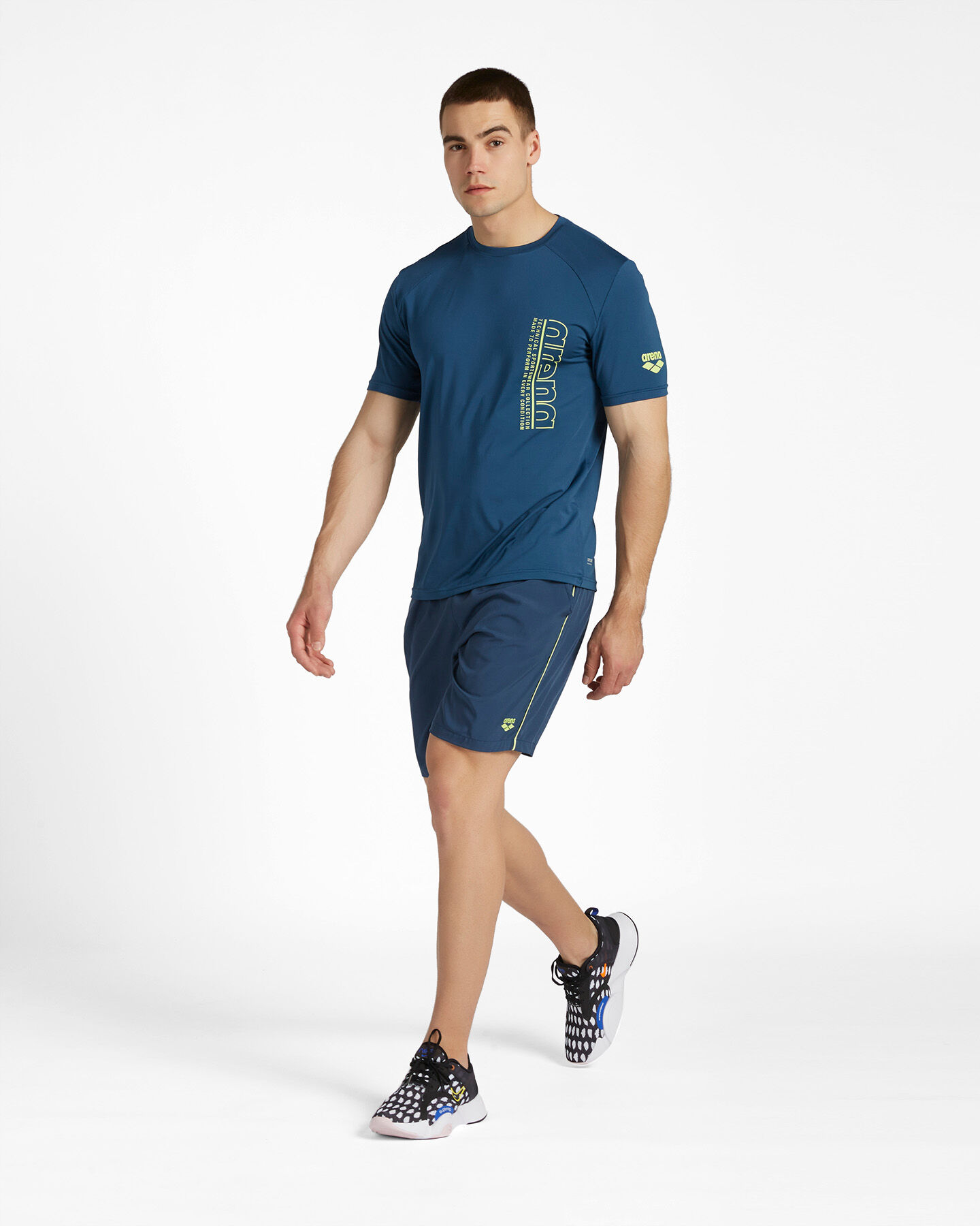  T-Shirt training ARENA TRAINING M S4102288|1104|S scatto 3
