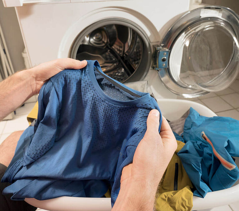 Maglia tecnica sporca prima del lavaggio