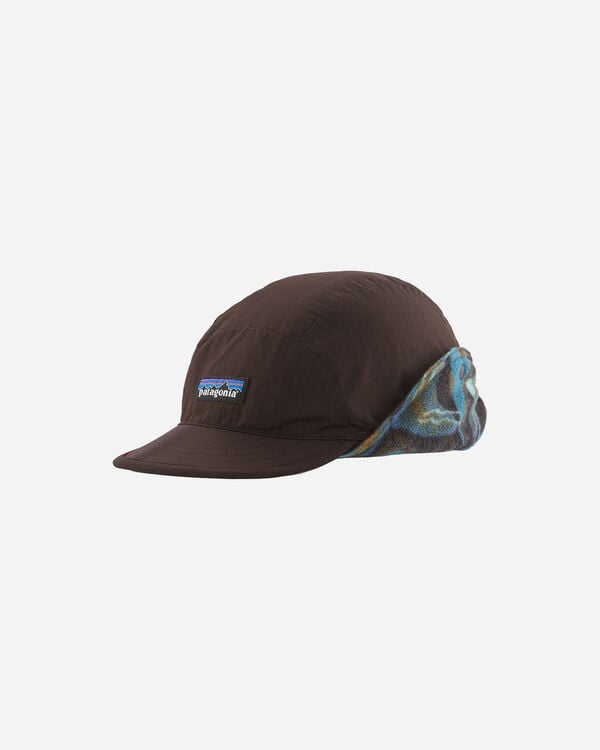 Isthmus earflap