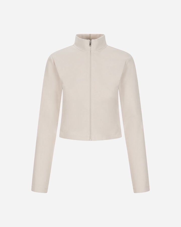 Interlock crop w