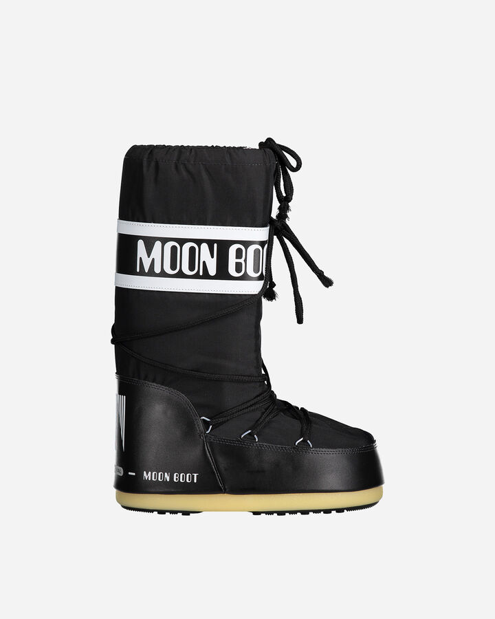 Moon boot m