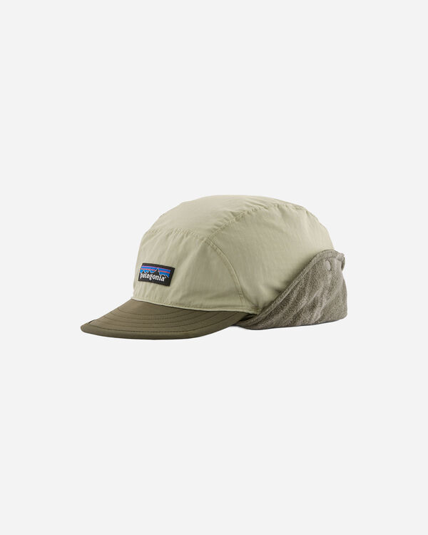 Isthmus earflap