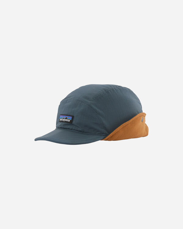Isthmus earflap