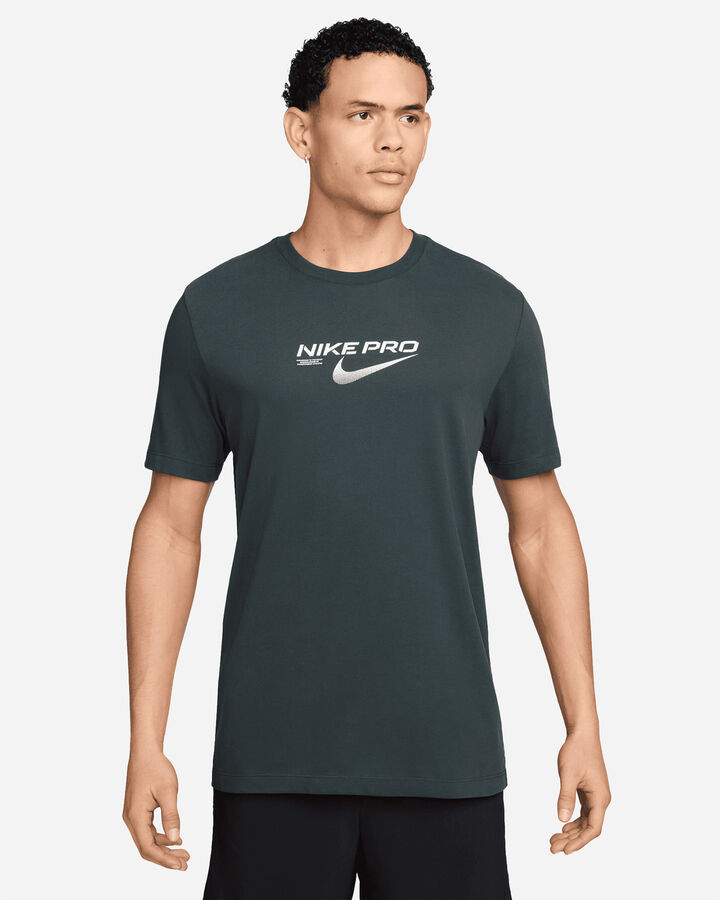 Dri fit small logo m