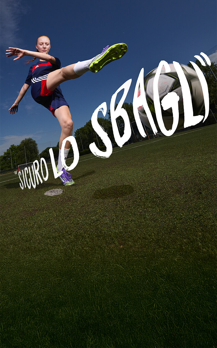 Ragazza che calcia un pallone con frase "Sicuro lo sbagli"