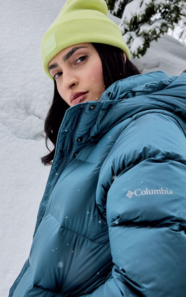 Ragazza con giacca Columbia Amaze Puff