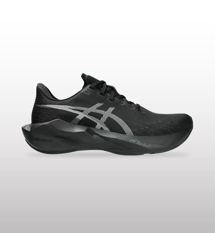Scarpa running Asics Novablast 6