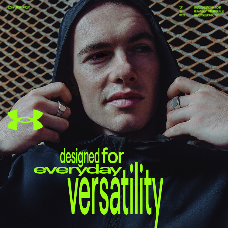 Ragazzo che indossa outfit sportswear Under Armour