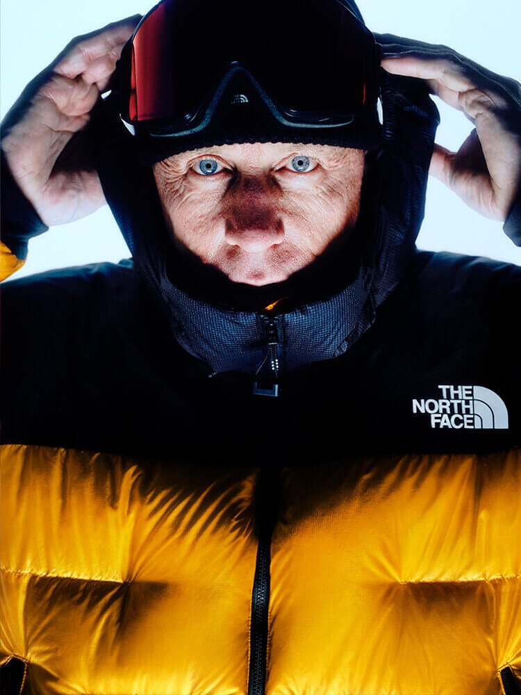Ragazzo che indossa giacca outdoor The North Face