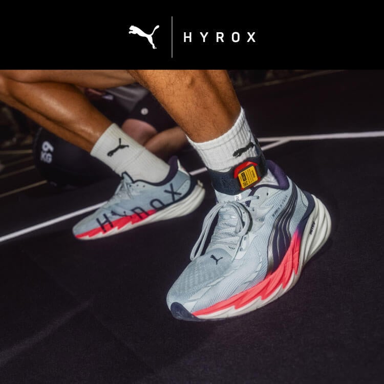 Ragazzi in un allenamento Hyrox con abbigliamento e scarpe Puma