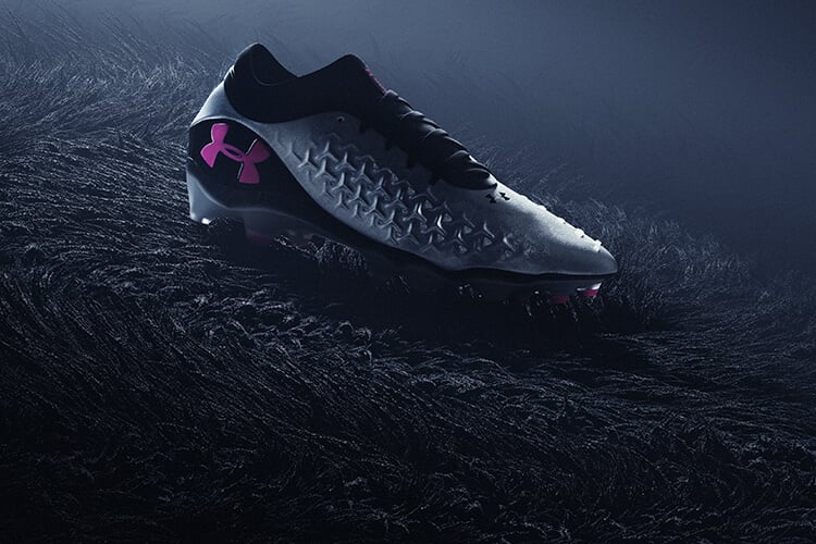 Collezione calcio Under Armour