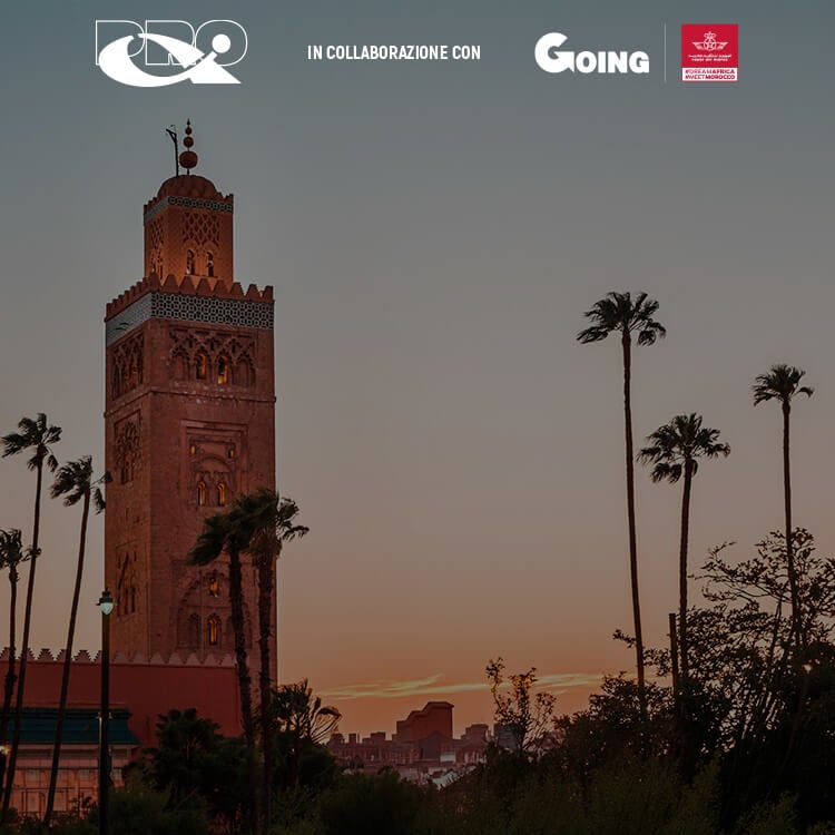 Vista su minareto in Marocco al tramonto
