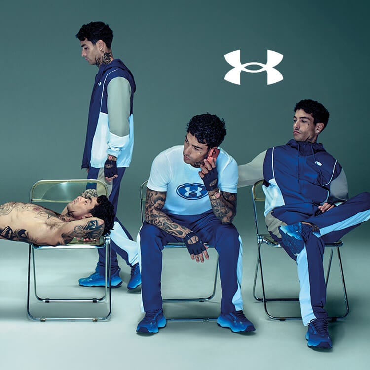 Tony Effe che indossa abbigliamento sportswear Under Armour