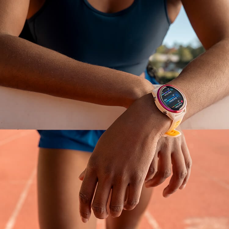 Persona che corre su strada