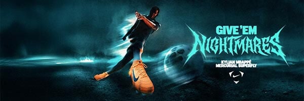 Kylian Mbapp&eacute; che indossa scarpe da calcio Nike Mercurial