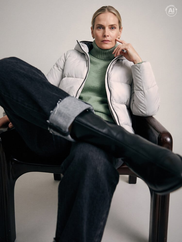 Donna che indossa abbigliamento Dack's autunnale
