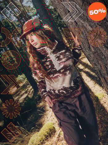 Ragazza vestita urban con abbigliamento Columbia