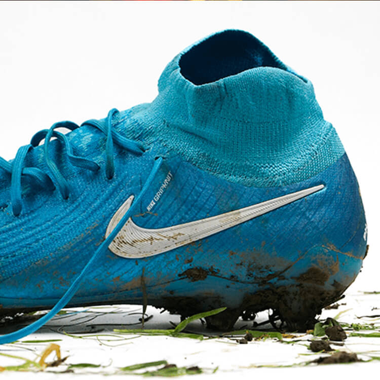 Nuova scarpe Nike Phantom Luna Elite FG