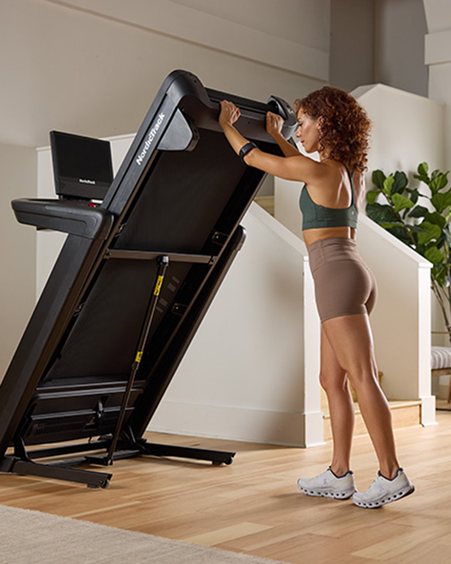Tapis roulant NORDICTRACK COMMERCIAL 1750  - Nero - 2 | Cisalfa Sport