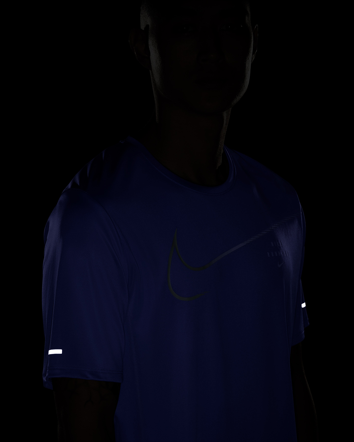 T-shirt running NIKE DRI FIT UV RUN DIVISION MILER GPHX M - Blu - 3 | Cisalfa Sport