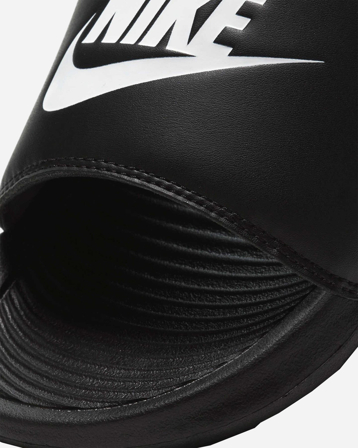 Ciabatte NIKE VICTORI ONE W - Nero - 5 | Cisalfa Sport