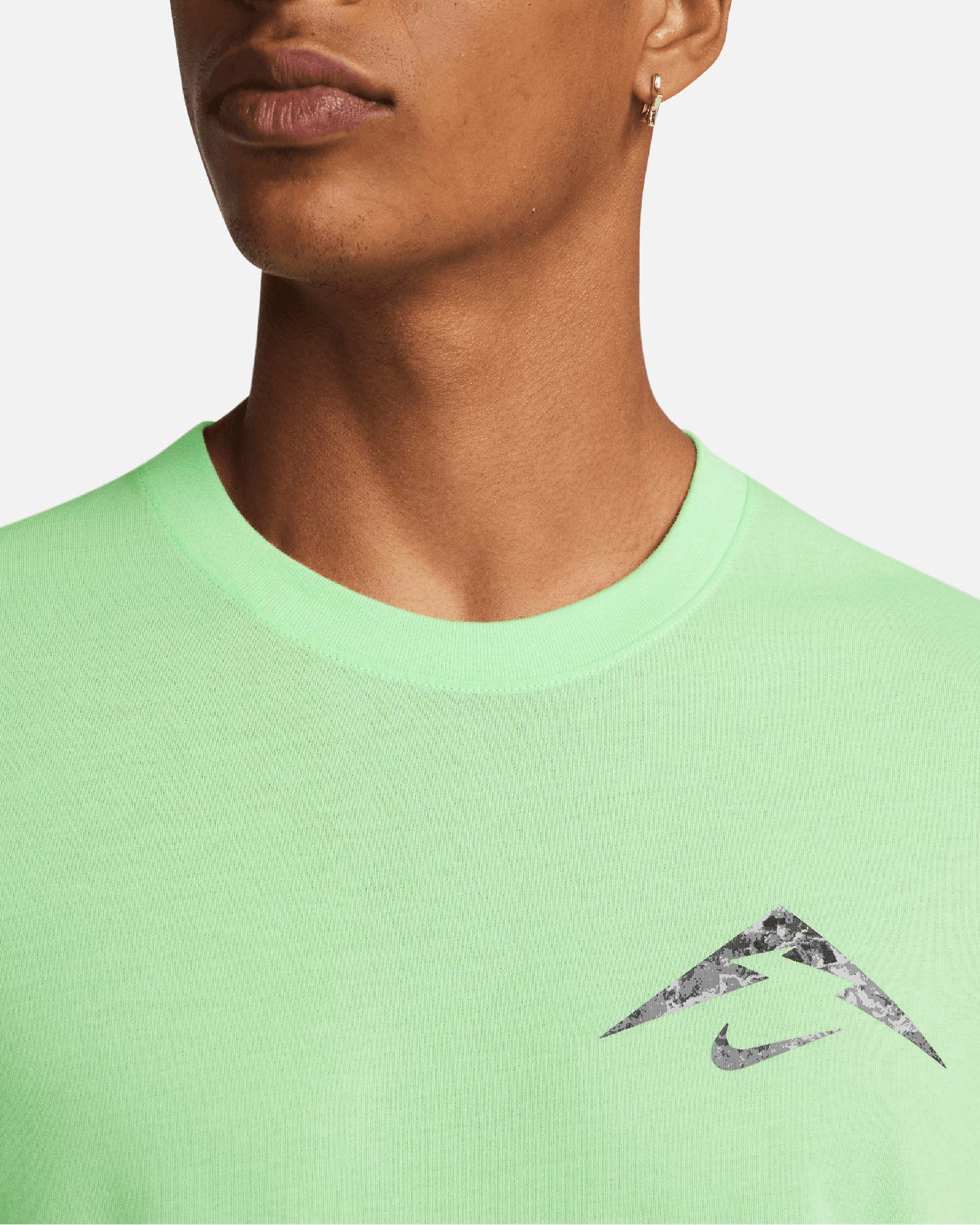 T-shirt running NIKE DRI FIT TRAIL M - Verde - 2 | Cisalfa Sport