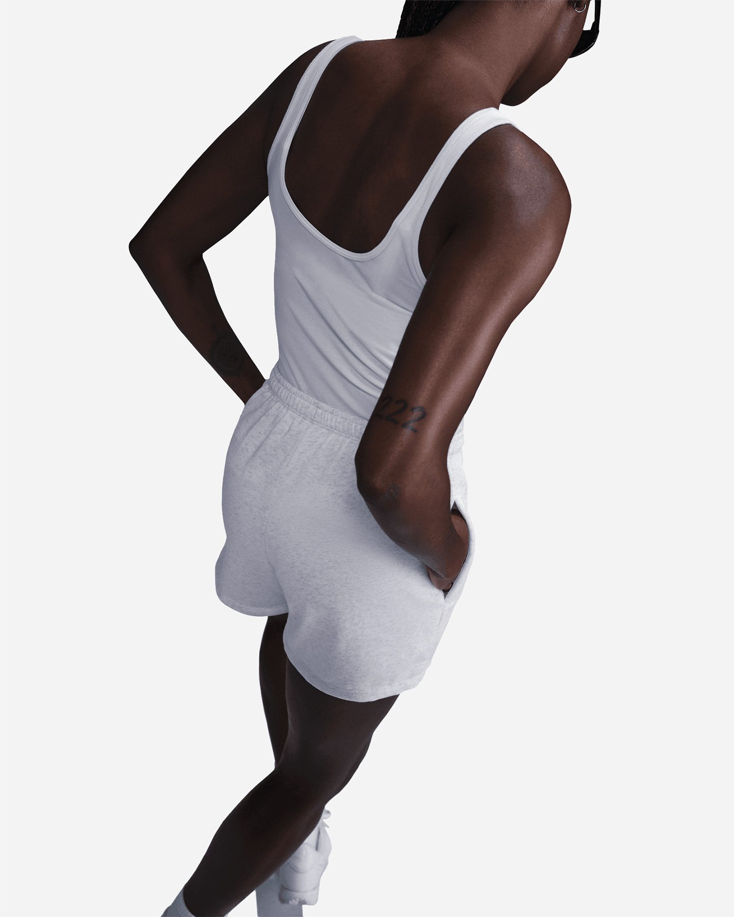 Pantaloncini NIKE CHILL SMALL LOGO W - Grigio - 4 | Cisalfa Sport