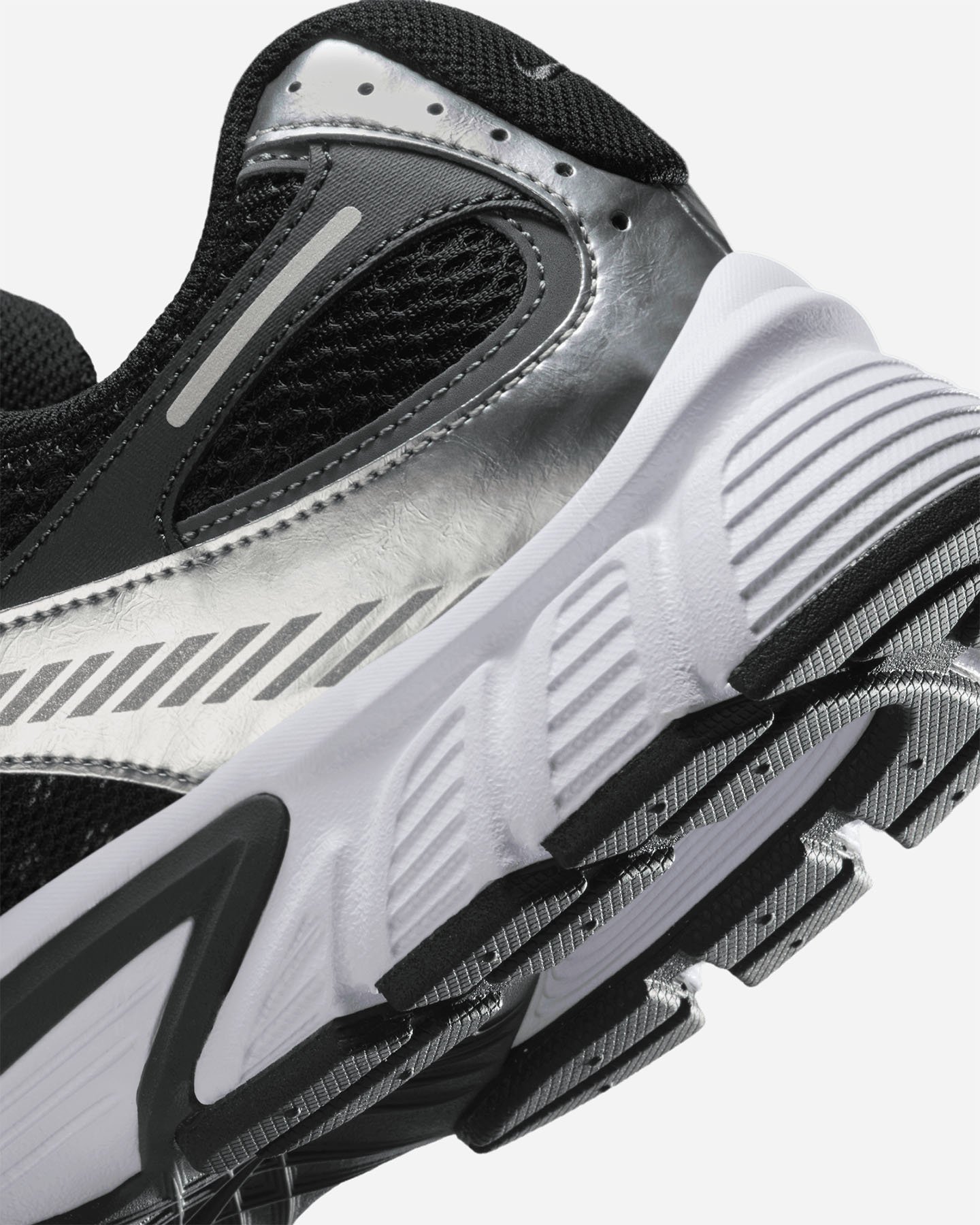 Scarpe sneakers NIKE V5 RUNNER M - Nero - 5 | Cisalfa Sport