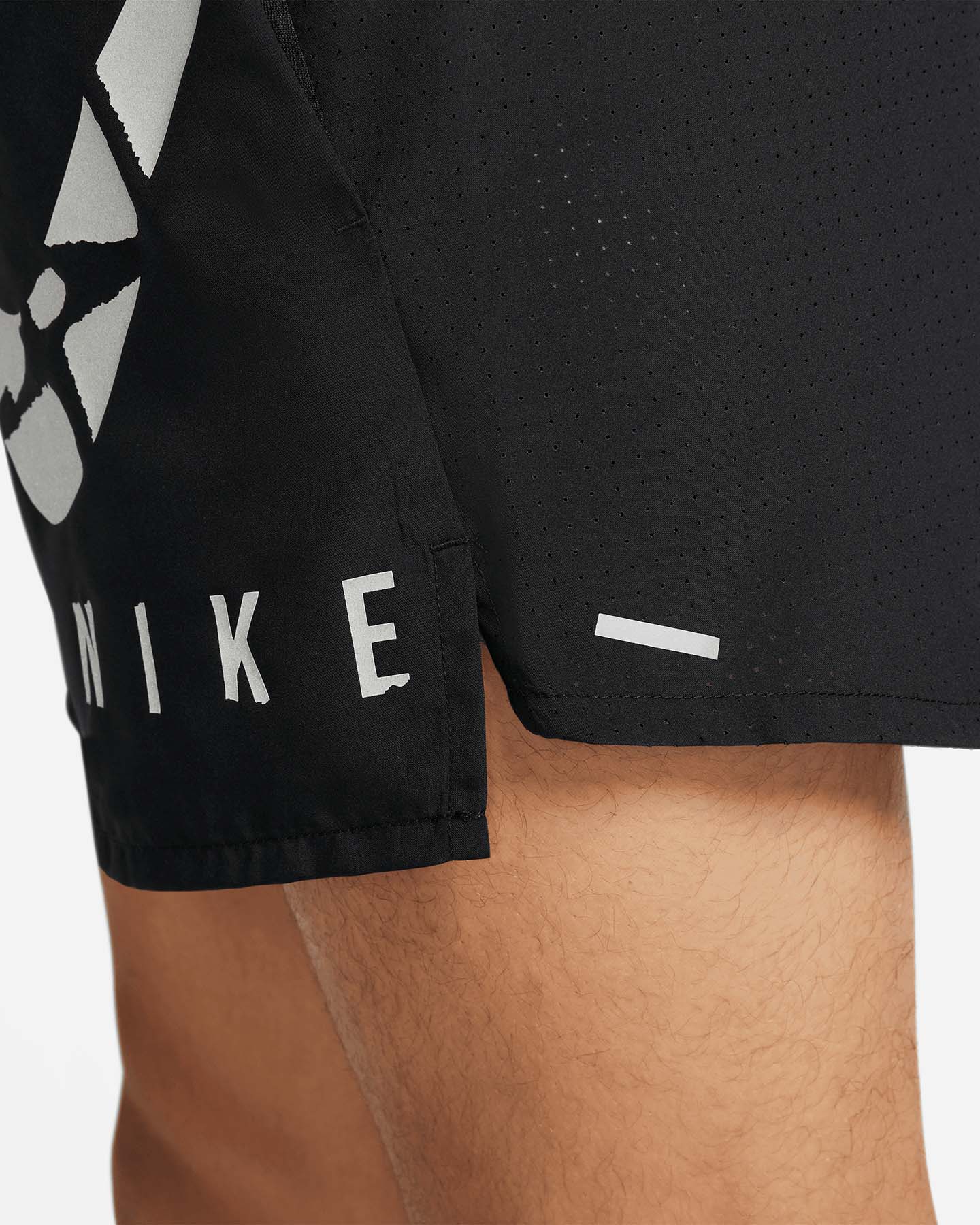 Short running NIKE DRI FIT CHALLENGER 5BF RUN DIVISION M - Nero - 2 | Cisalfa Sport