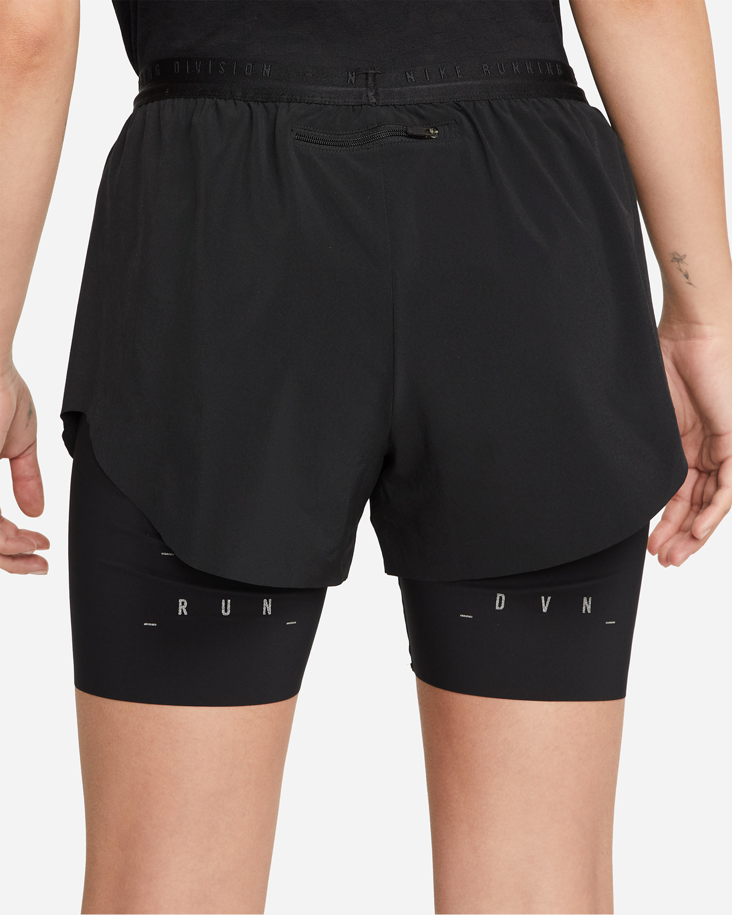 Short running NIKE DRI FIT RUN DIVISION 2IN1 W - Nero - 2 | Cisalfa Sport