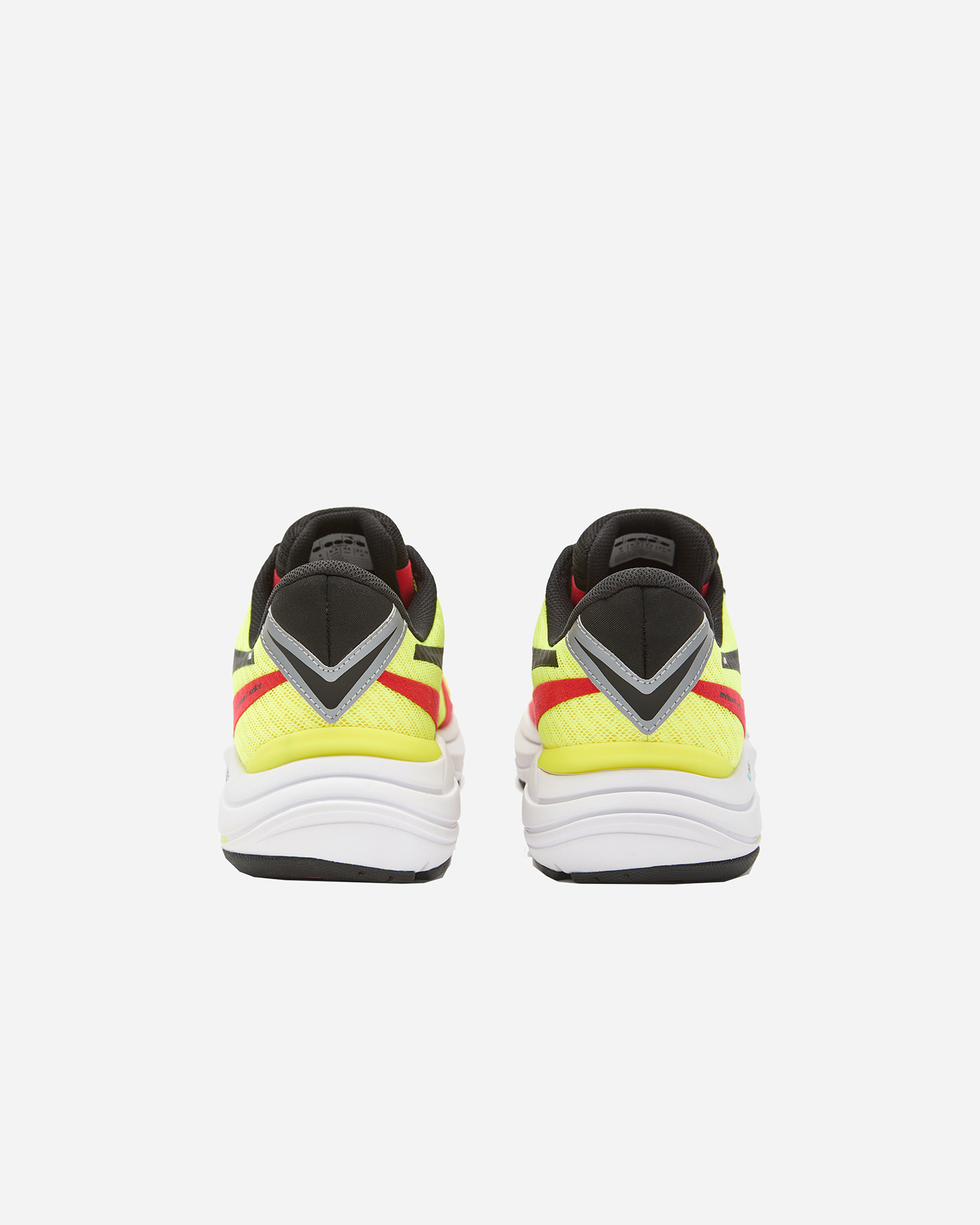 Scarpe running DIADORA MYTHOS BLUSHIELD 8 VORTICE M - Giallo - 3 | Cisalfa Sport