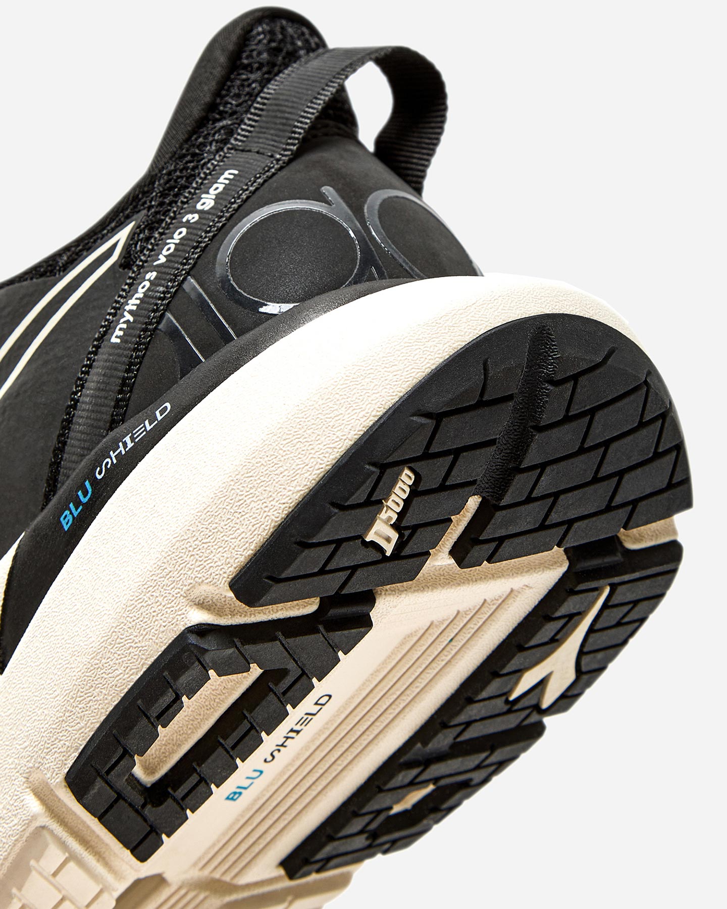 Scarpe running DIADORA MYTHOS BLUSHIELD VOLO 3 W - Nero - 5 | Cisalfa Sport