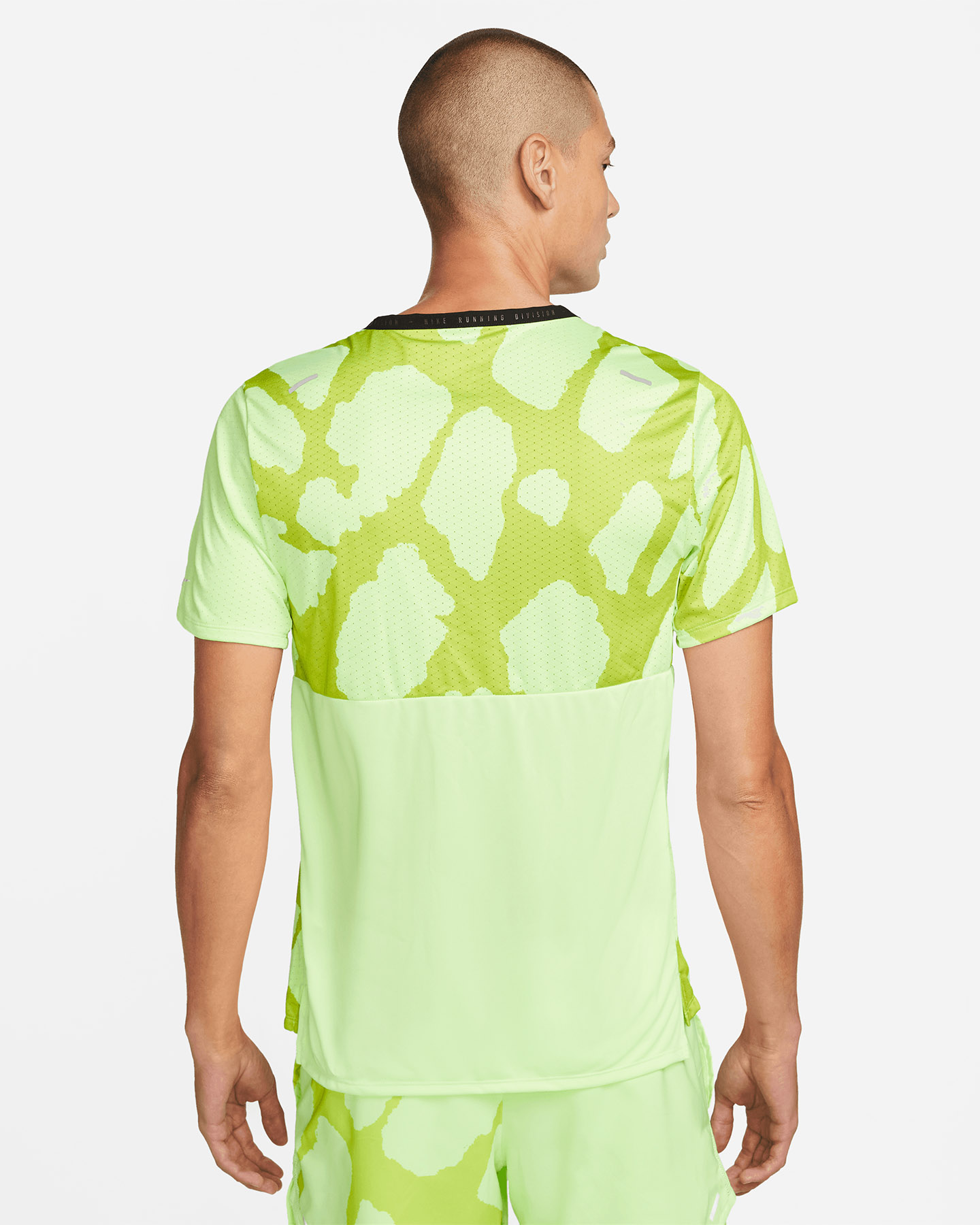 T-shirt running NIKE DRI FIT RUN DIVISION RISE 365 M - Verde - 1 | Cisalfa Sport