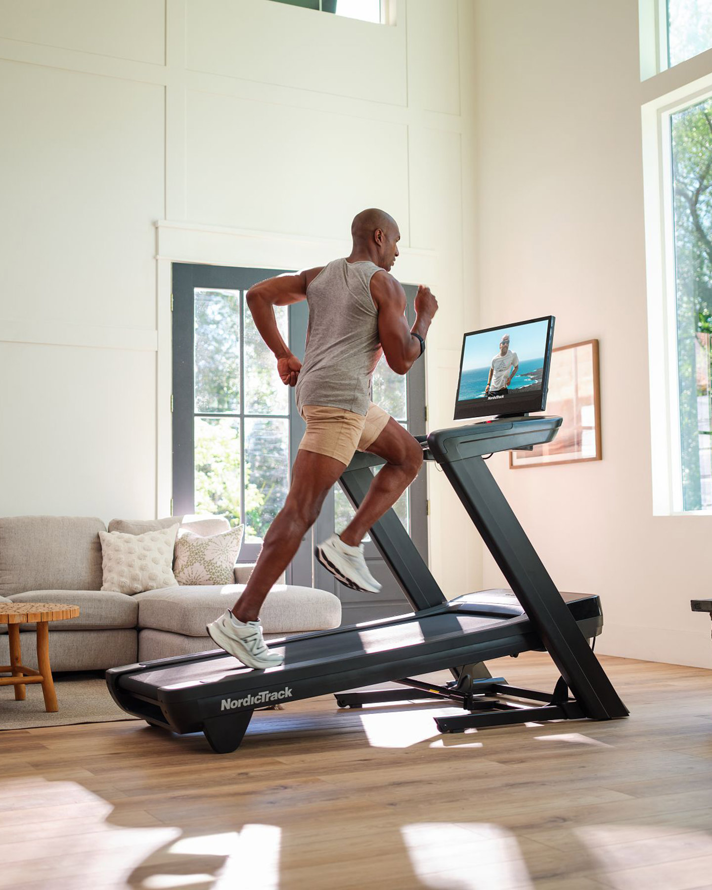 Tapis roulant NORDICTRACK COMMERCIAL 2450 - Color mix - 1 | Cisalfa Sport