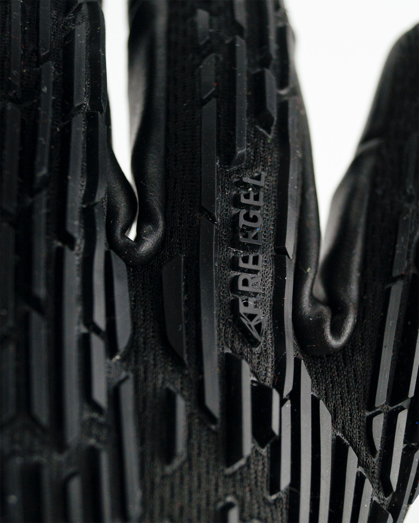 Guanti portiere REUSCH ATTRAKT FREEGEL INFINITY M - Nero - 3 | Cisalfa Sport