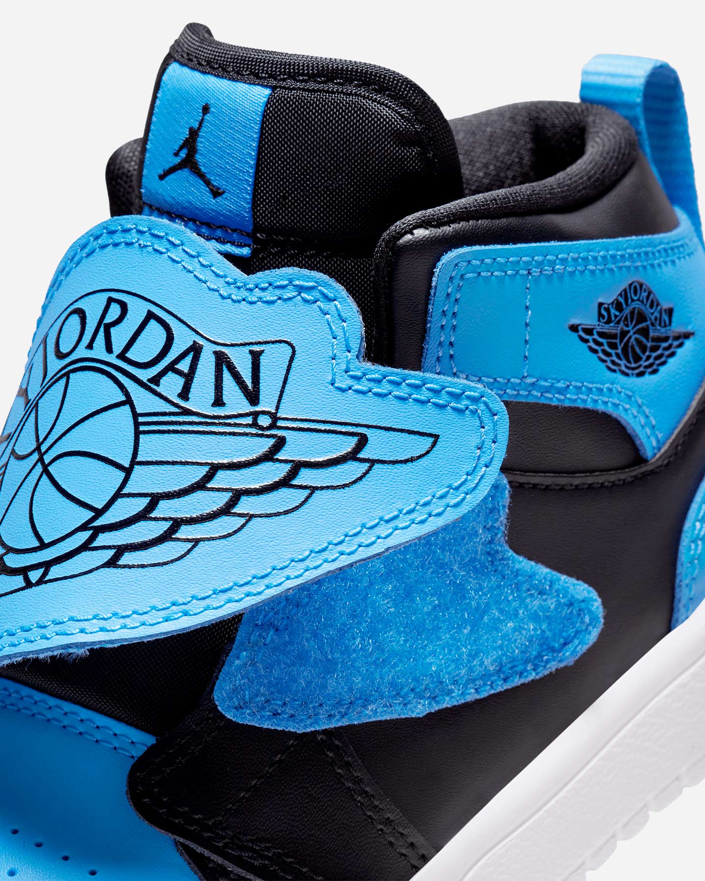 Scarpe sneakers NIKE SKY JORDAN 1 JR PS - Nero - 5 | Cisalfa Sport