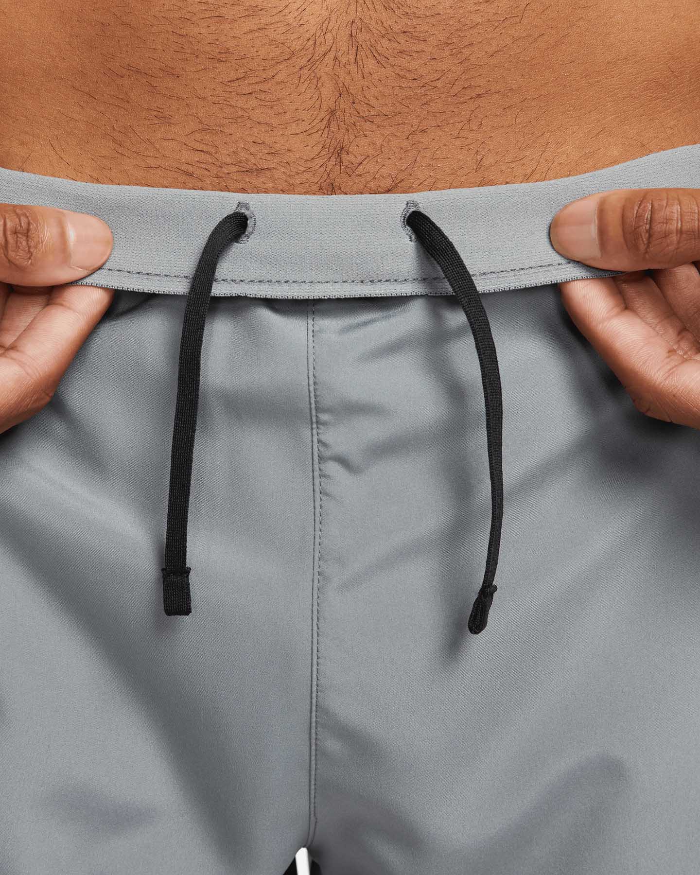 Short running NIKE DRI FIT CHALLENGER 5IN M - Grigio - 5 | Cisalfa Sport