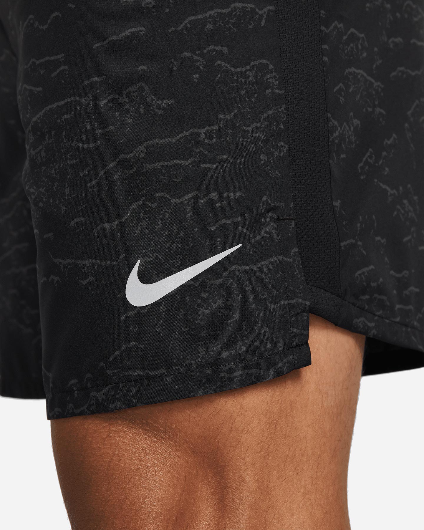 Short running NIKE DRI FIT RUN DVN CHALLENGER M - 3 | Cisalfa Sport