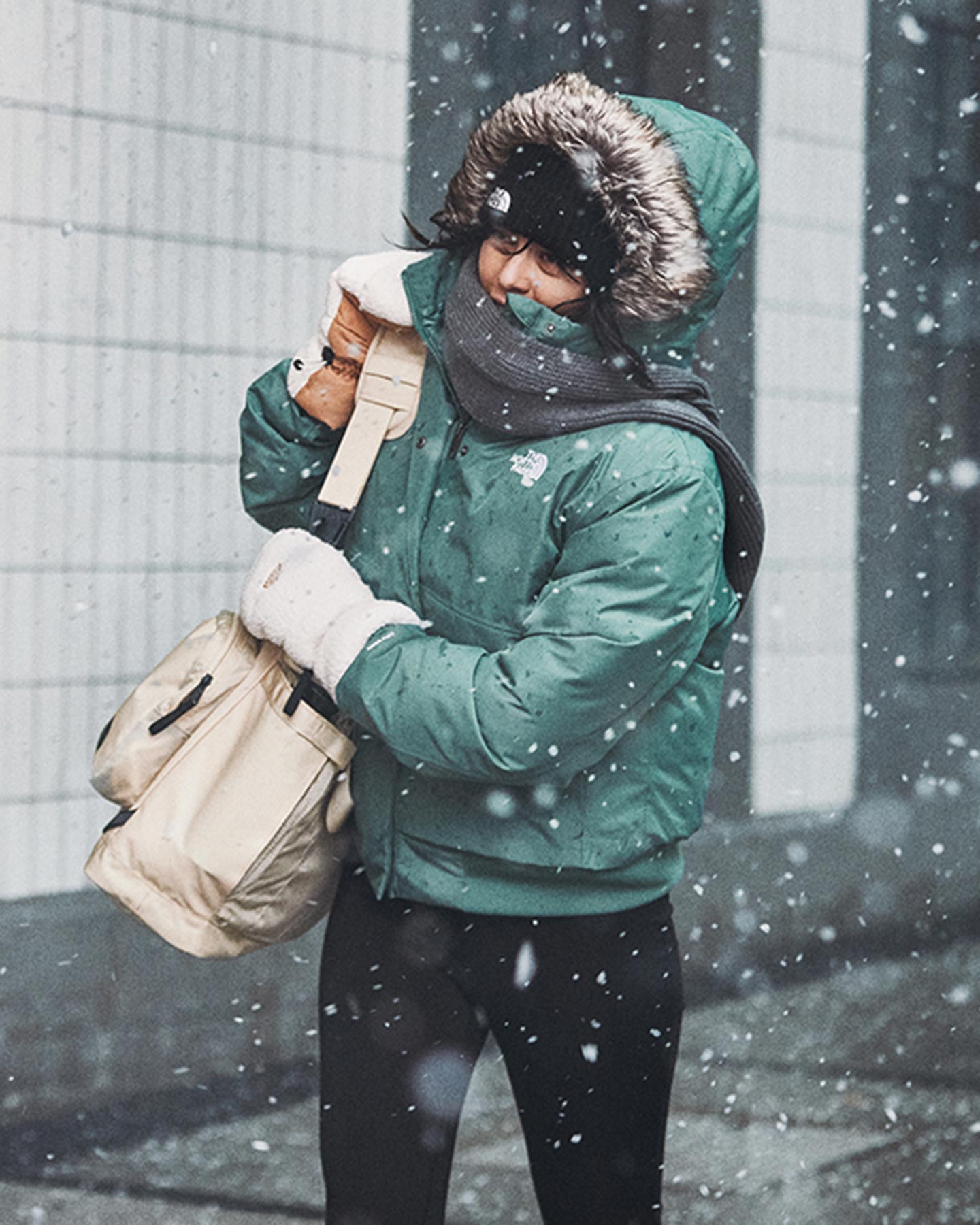 Piumino THE NORTH FACE ARCTIC BOMBER W - Verde - 5 | Cisalfa Sport