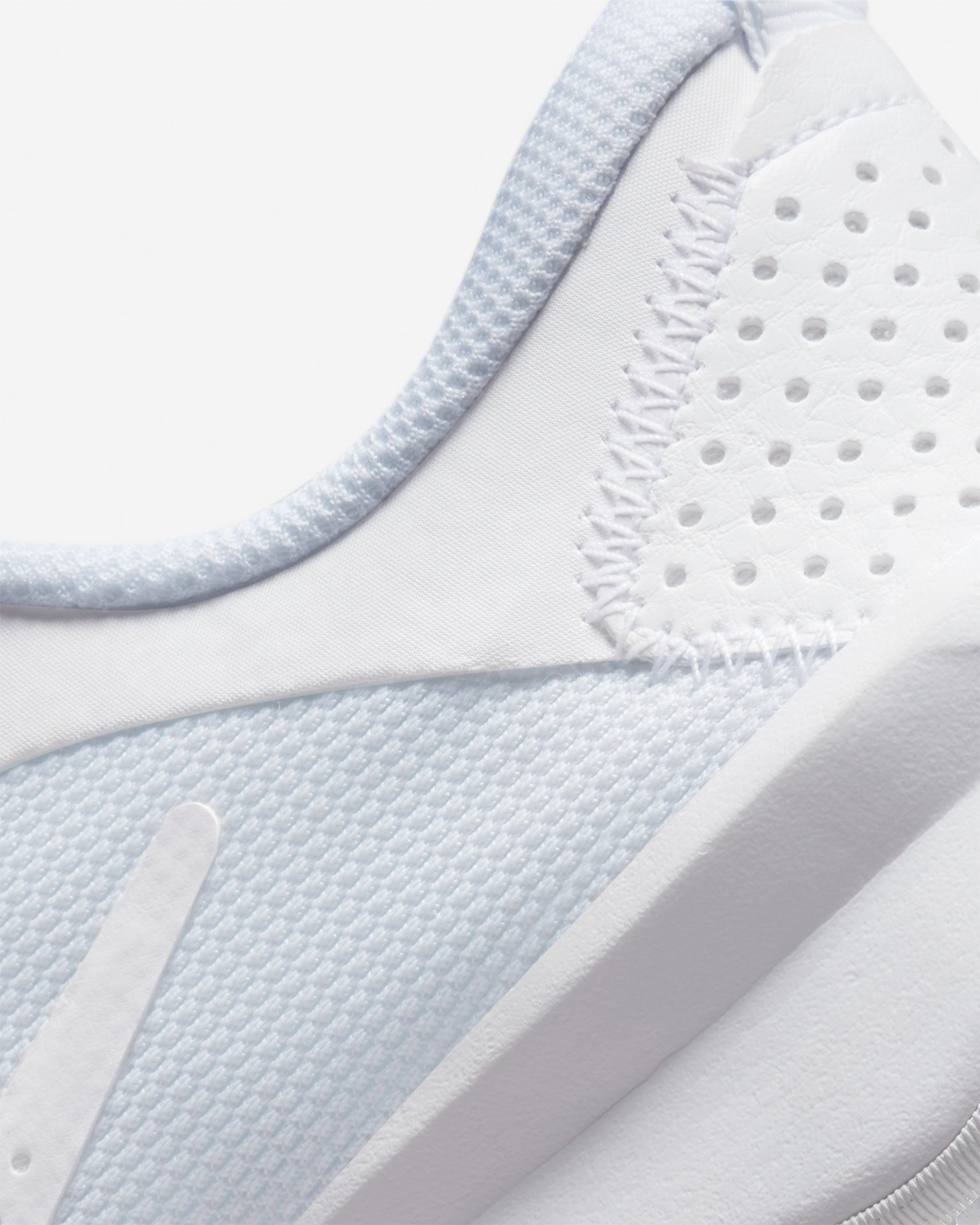 Scarpe sneakers NIKE OMNI MULTI-COURT GS JR - Bianco - 5 | Cisalfa Sport