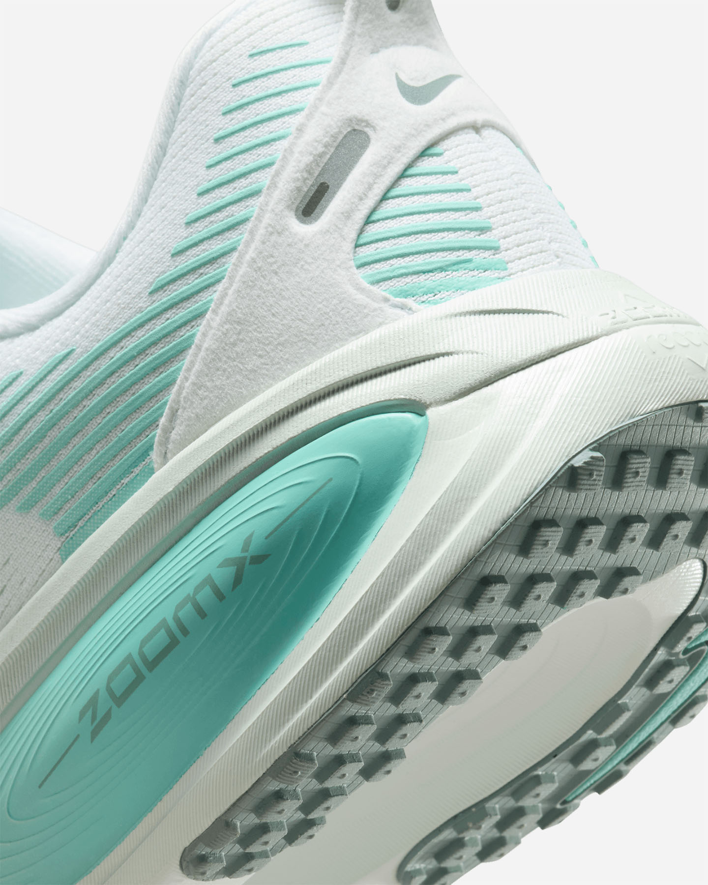 Scarpe running NIKE VOMERO 18 W - Bianco - 5 | Cisalfa Sport