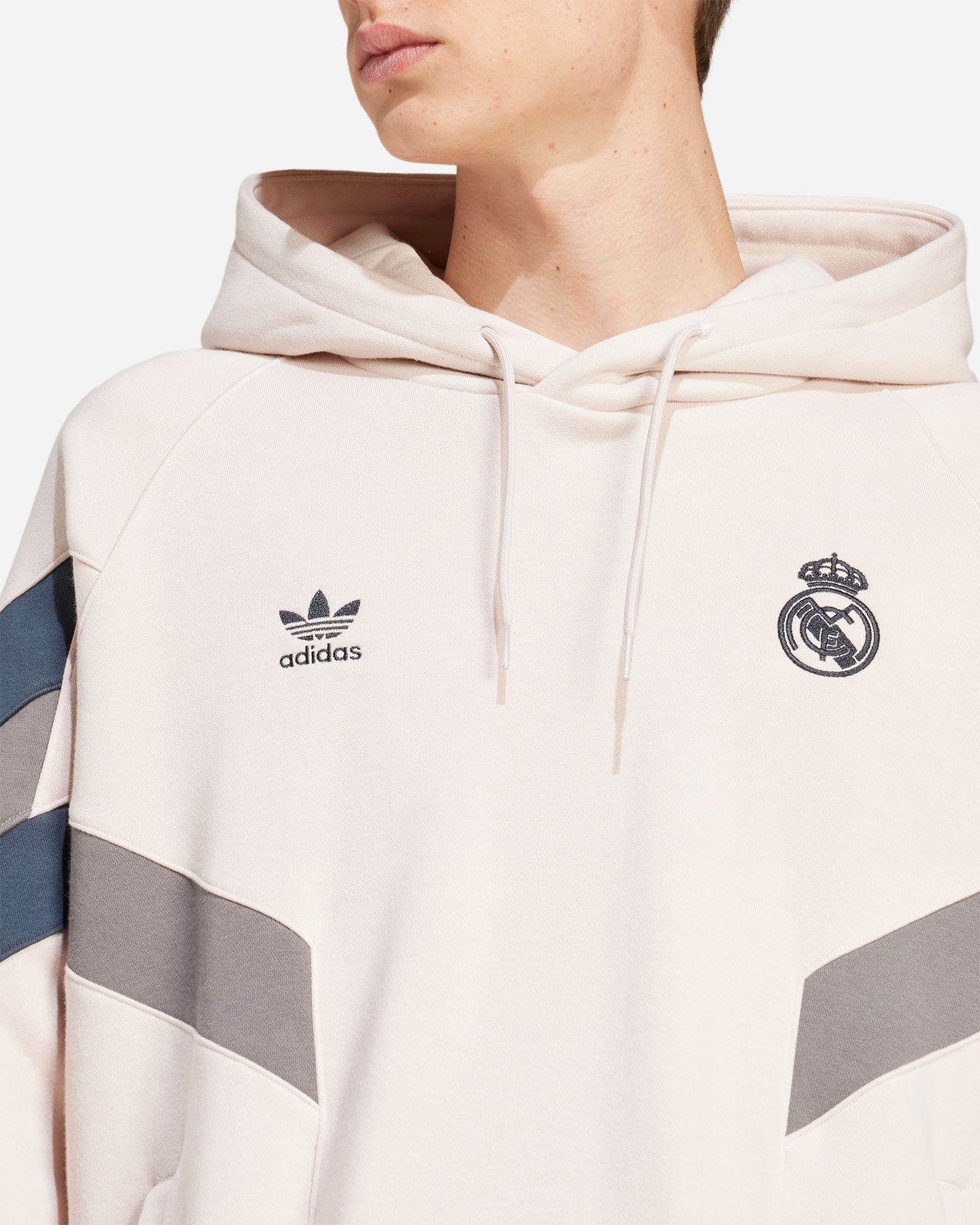 Abbigliamento calcio ufficiale ADIDAS REAL MADRID 24-25 OG M - Color mix - 5 | Cisalfa Sport