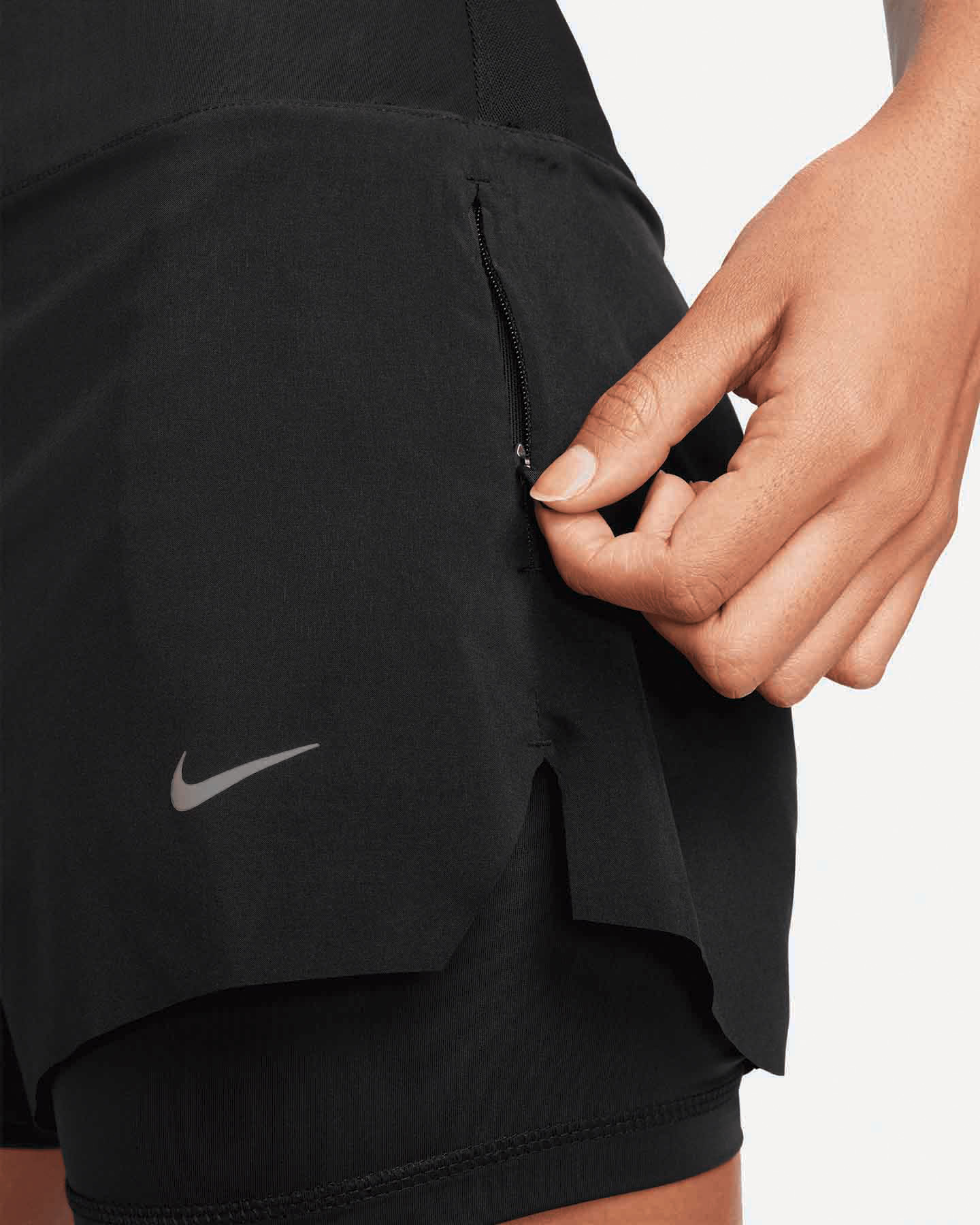 Short running NIKE SWIFT DRI FIT MR 3IN 2IN W - Nero - 4 | Cisalfa Sport