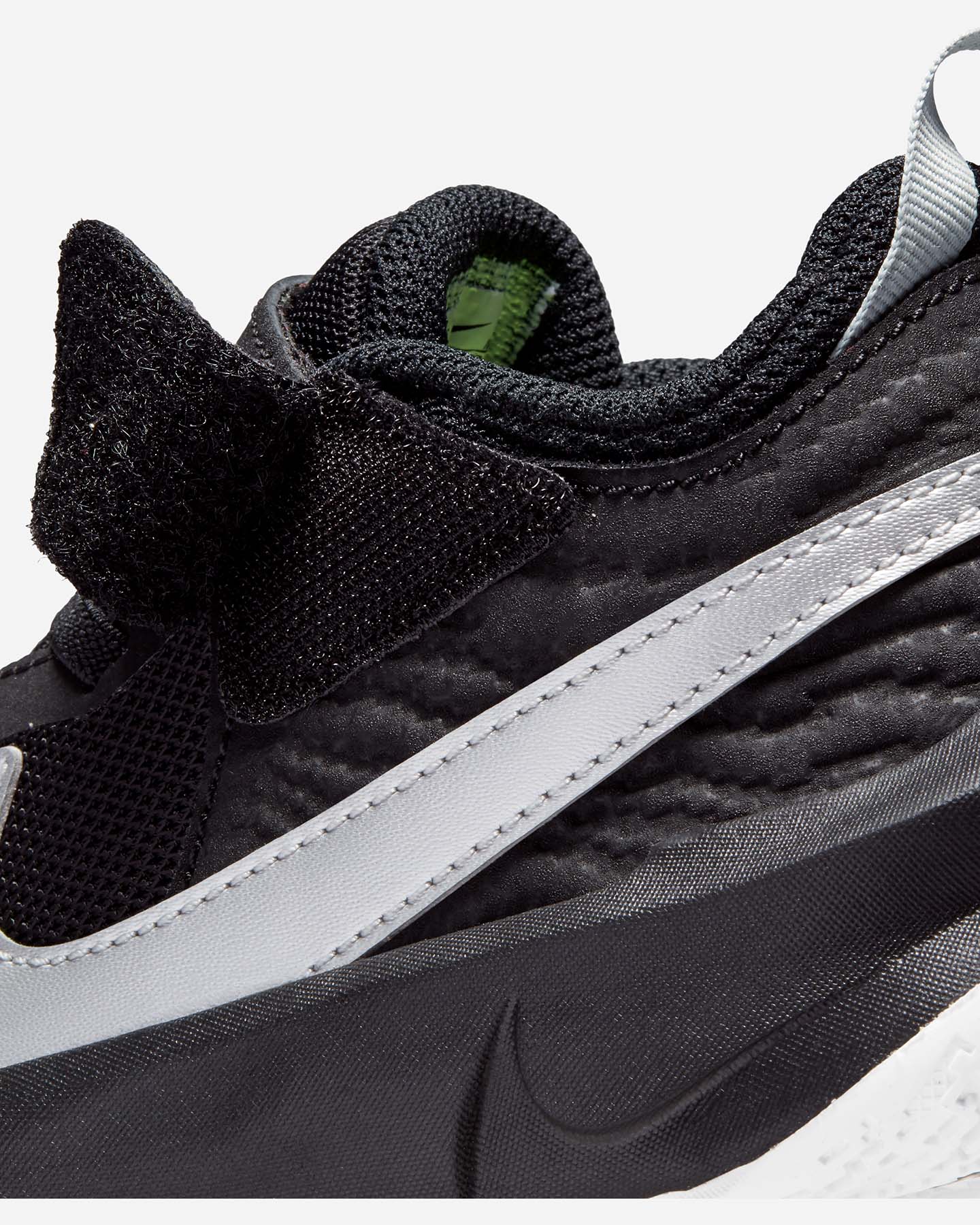 Scarpe sneakers NIKE TEAM HUSTLE D 10 PS JR - Nero - 5 | Cisalfa Sport