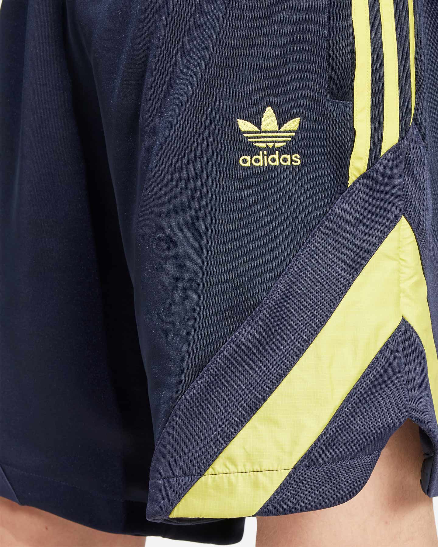 Abbigliamento calcio ufficiale ADIDAS JUVENTUS OG 24-25 M - Color mix - 5 | Cisalfa Sport