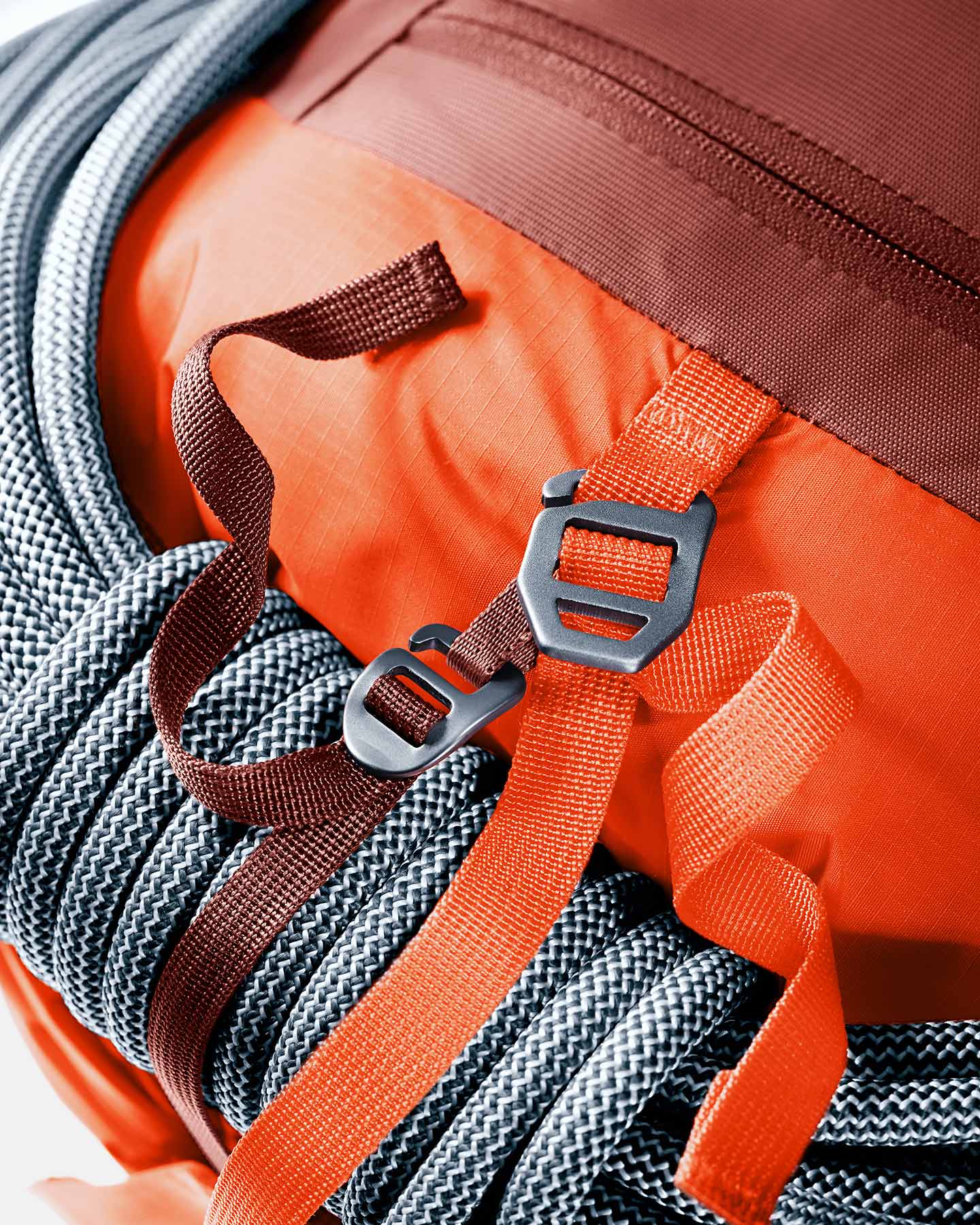 Zaino alpinismo DEUTER GUIDE 30+  - Marrone - 4 | Cisalfa Sport