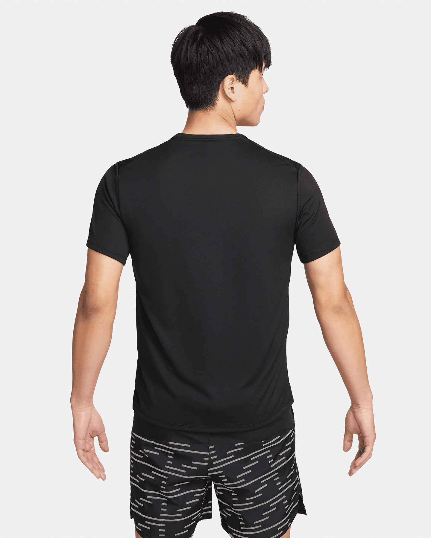 T-shirt running NIKE DRI FIT RUN DVN MILER M - Nero - 1 | Cisalfa Sport